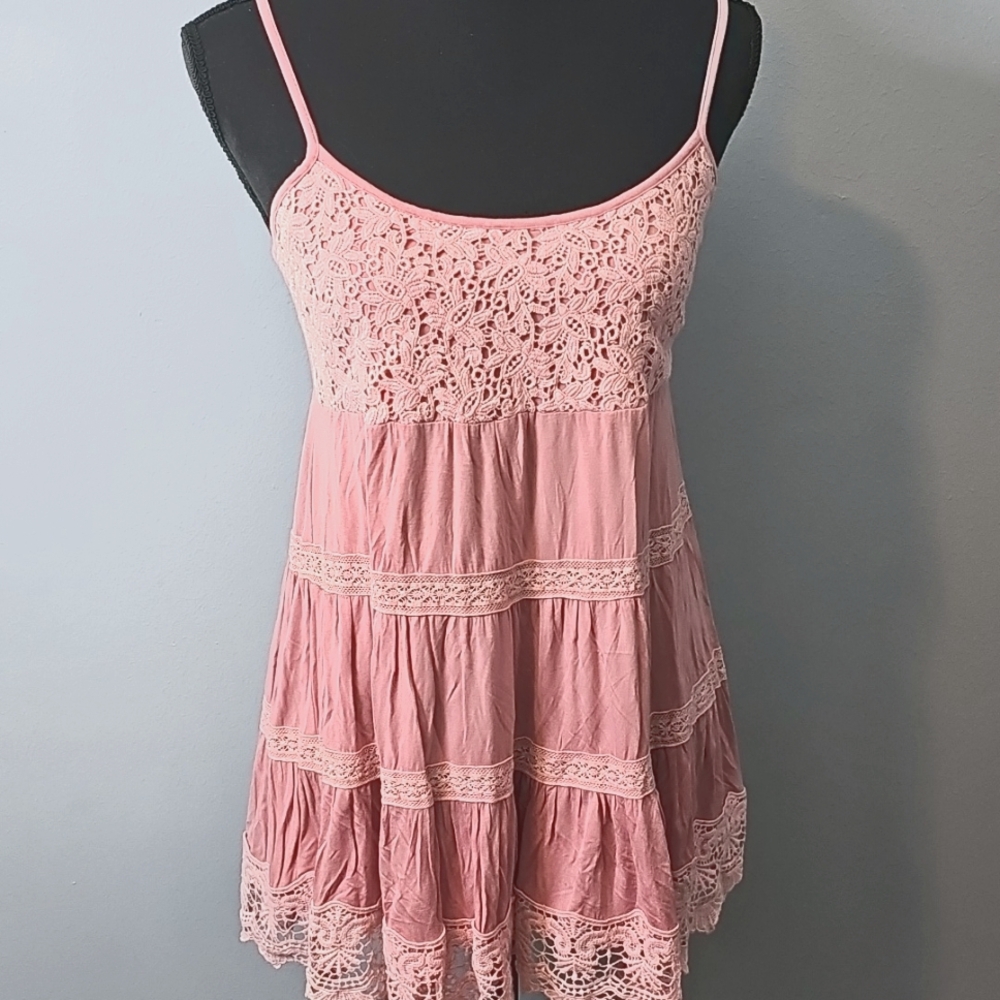 #9 NWT POL Sleeveless Top ~ Strawberry Ice ~ Crochet ~ Small ~ 16" P2P